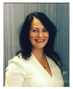 Head and shoulders picture of Christine the Spiritual healer